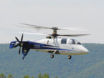 Sikorsky X2 : Supercopter n’a qu’à bien se tenir ! Le SikorskyX2 vient d’enregistrer un nouveau record de vitesse pour un hélicoptère : 463 Km/h. Cet engin expérimental est doté de deux rotors contrarotatifs qui permettent de supprimer le couple...