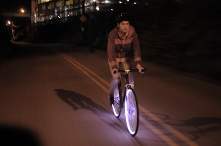 Projet Aura et Revolights : illuminez vos roues de vélo avec des LEDs -  Actinnovation, Nouvelles Technologies et InnovationsActinnovation